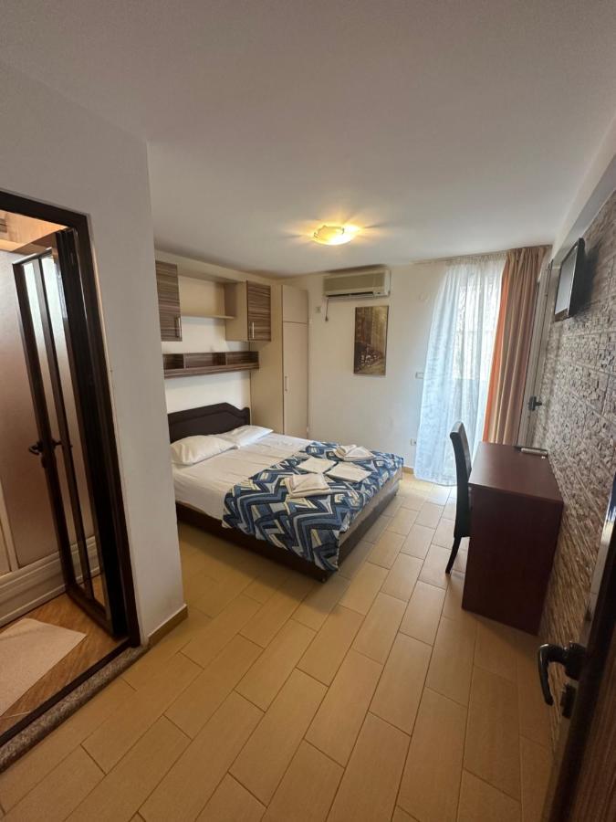 Azzuro Apartments Budva Dış mekan fotoğraf
