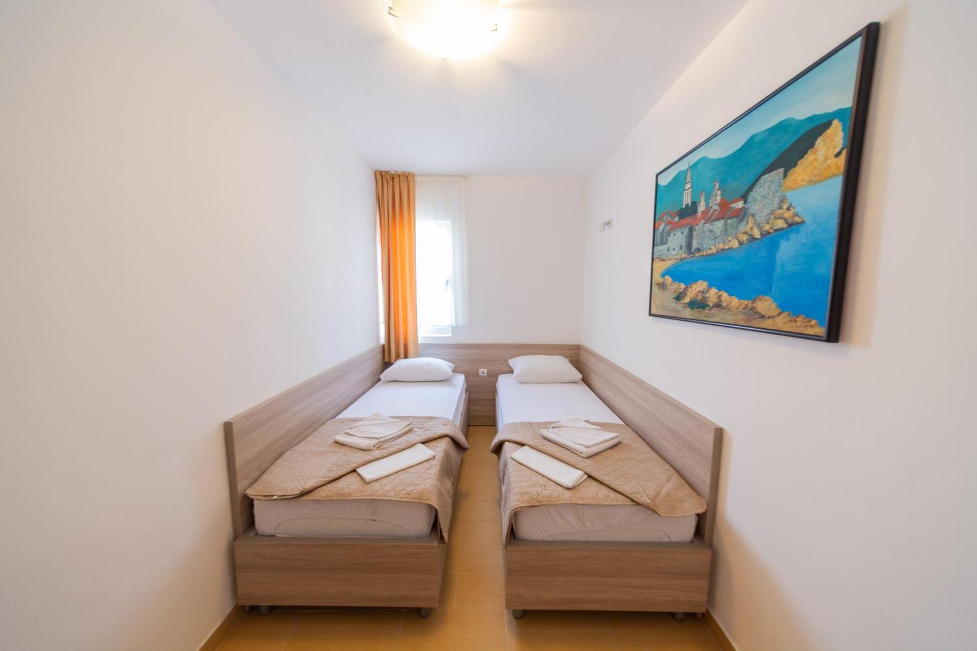 Azzuro Apartments Budva Dış mekan fotoğraf
