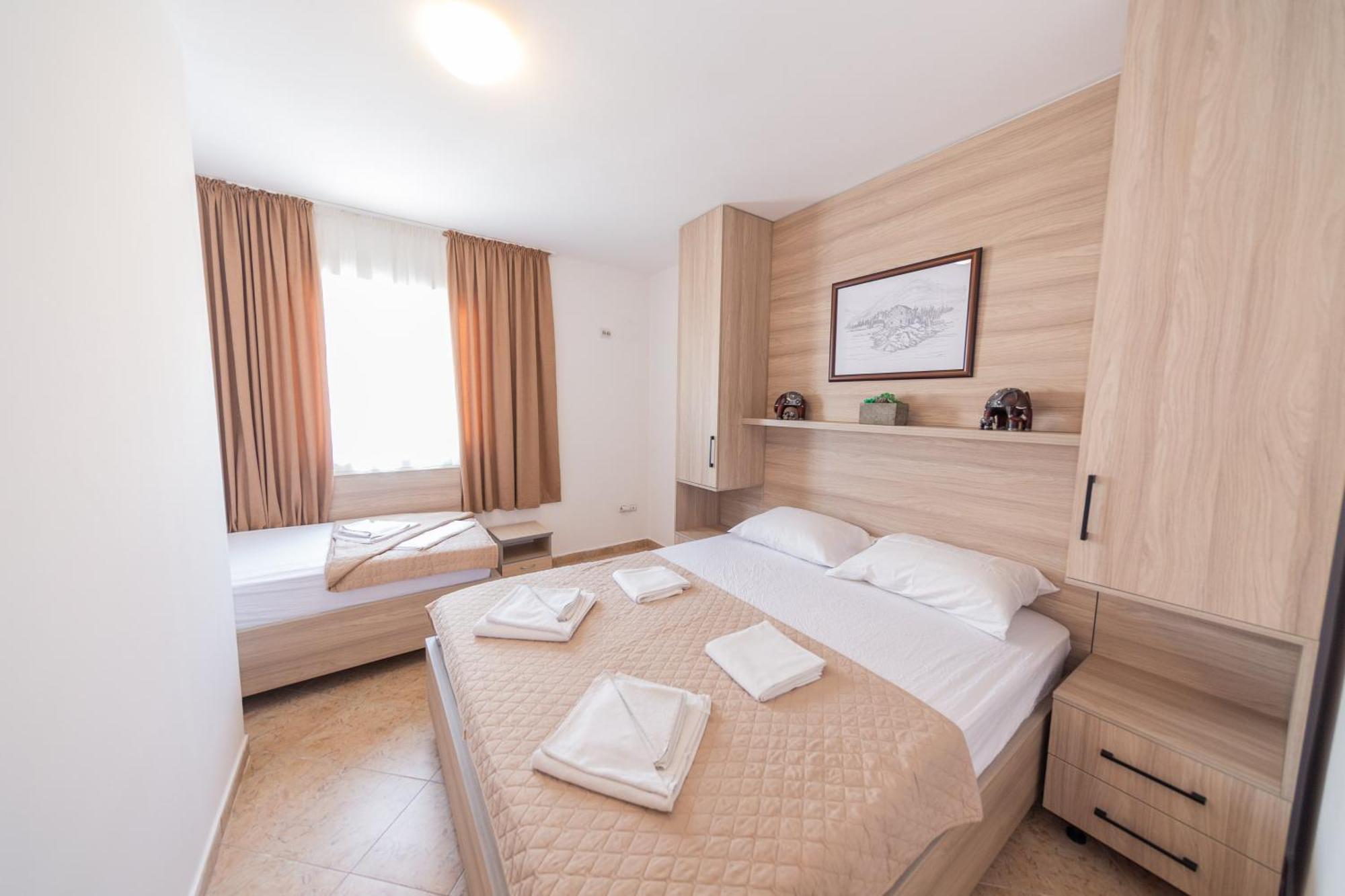 Azzuro Apartments Budva Dış mekan fotoğraf